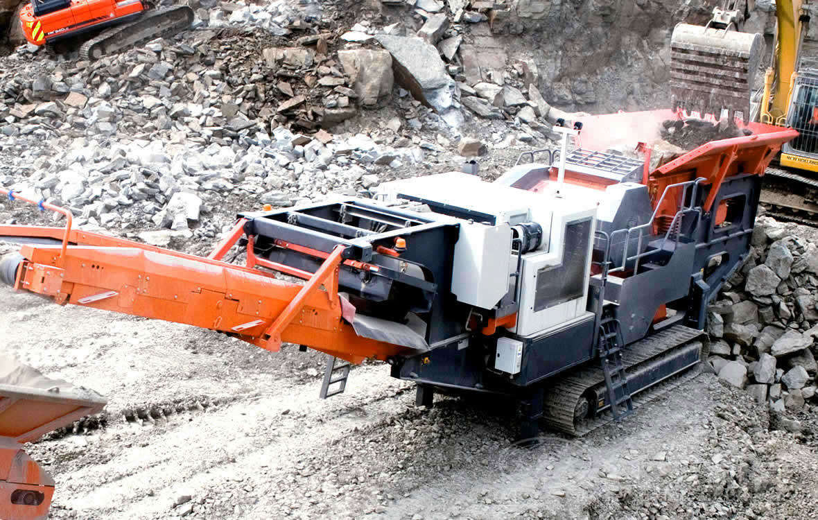 200t/h建筑垃圾處理移動(dòng)破碎站
